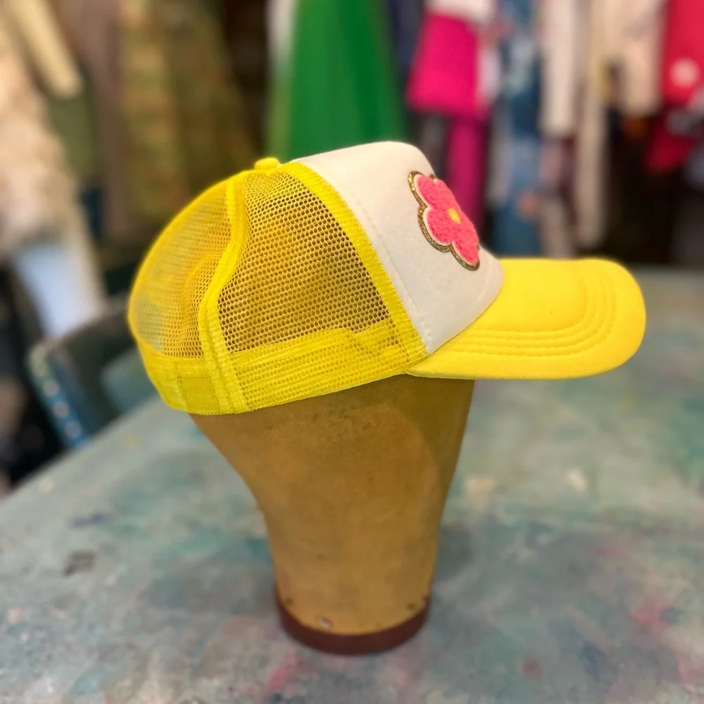 Happy Trucker Hat 💖 - Picture 5 of 6